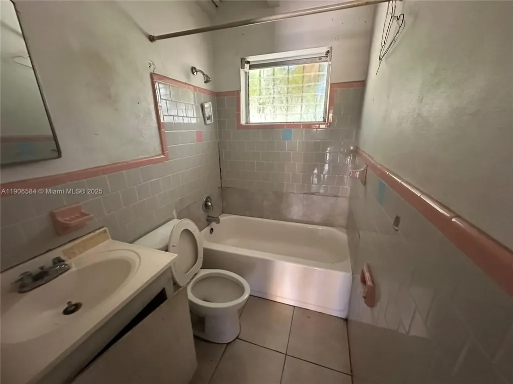 733 NW 27th Avenue Fort Lauderdale FL 33311