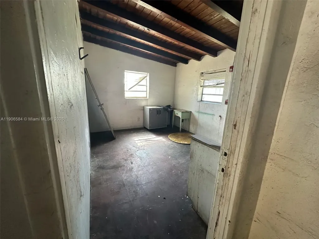 733 NW 27th Avenue Fort Lauderdale FL 33311