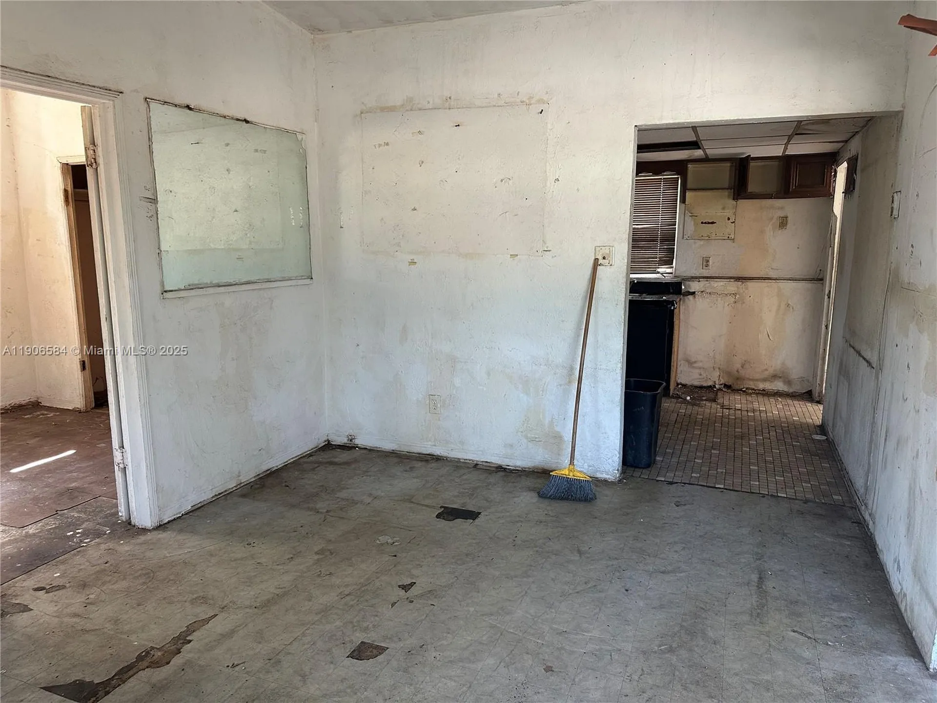 733 NW 27th Avenue Fort Lauderdale FL 33311