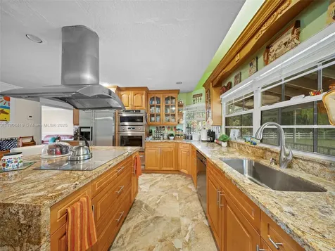 6365 NW 79th Way Parkland FL 33067