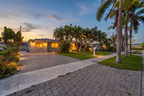717 SE 2nd Street Deerfield Beach FL 33441