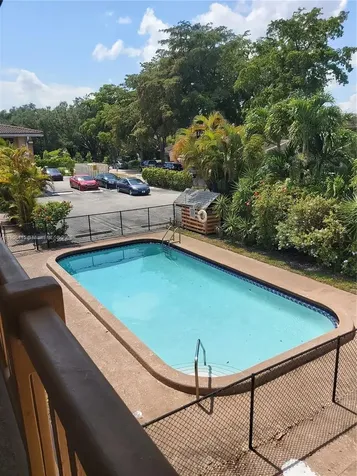 8704 NW 35th Street Coral Springs FL 33065
