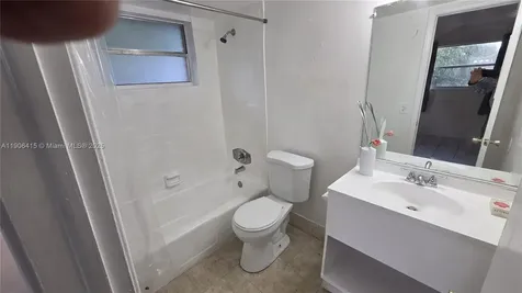 8704 NW 35th Street Coral Springs FL 33065