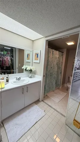 571 SW 142nd Avenue Pembroke Pines FL 33027