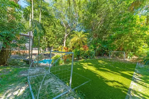6525 SW 133rd Drive Pinecrest FL 33156