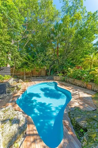 6525 SW 133rd Drive Pinecrest FL 33156