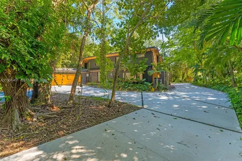 6525 SW 133rd Drive Pinecrest FL 33156