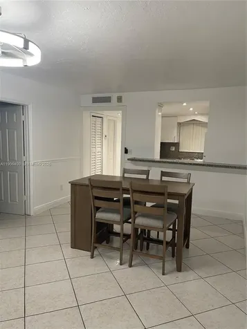 7505 SW 82nd Street Miami FL 33143