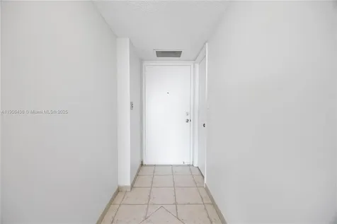2750 NE 183rd Street Aventura FL 33160