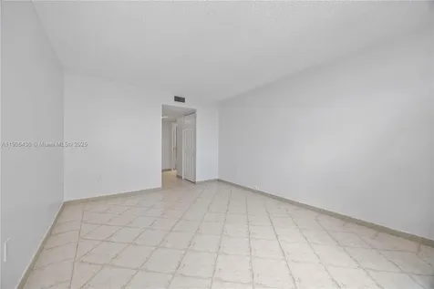 2750 NE 183rd Street Aventura FL 33160