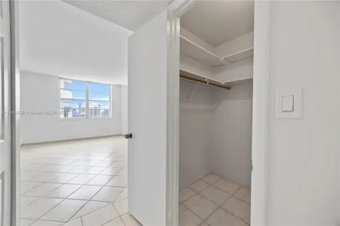 2750 NE 183rd Street Aventura FL 33160