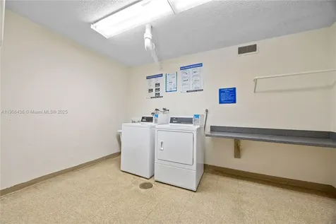 2750 NE 183rd Street Aventura FL 33160