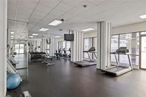 2750 NE 183rd Street Aventura FL 33160