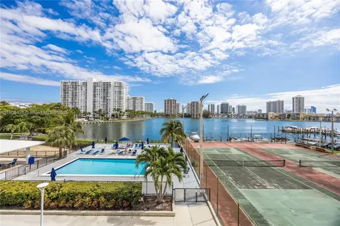 2750 NE 183rd Street Aventura FL 33160
