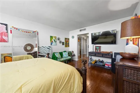 1470 NE 125th Terrace North Miami FL 33161
