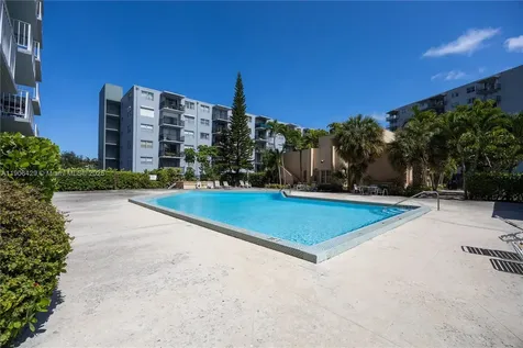 1470 NE 125th Terrace North Miami FL 33161