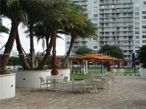 2801 NE 183rd Street Aventura FL 33160