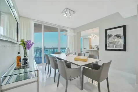 300 S Pointe Drive Miami Beach FL 33139