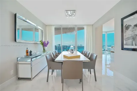 300 S Pointe Drive Miami Beach FL 33139