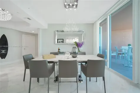 300 S Pointe Drive Miami Beach FL 33139