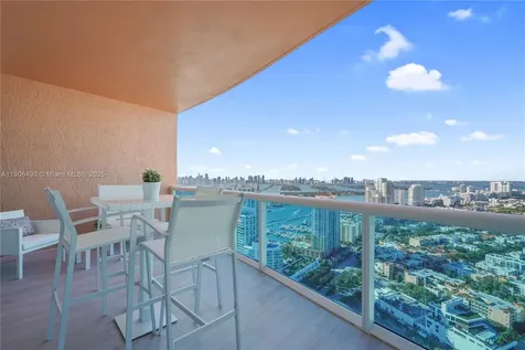 300 S Pointe Drive Miami Beach FL 33139