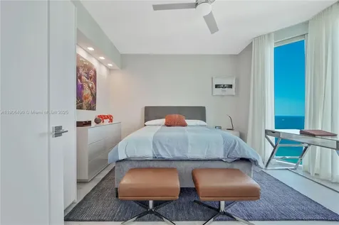 300 S Pointe Drive Miami Beach FL 33139