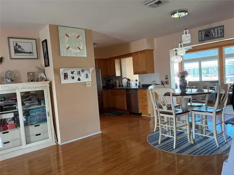 842 Argonaut Isle Dania Beach FL 33004