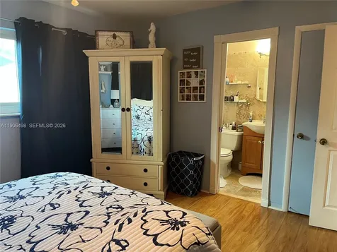 842 Argonaut Isle Dania Beach FL 33004