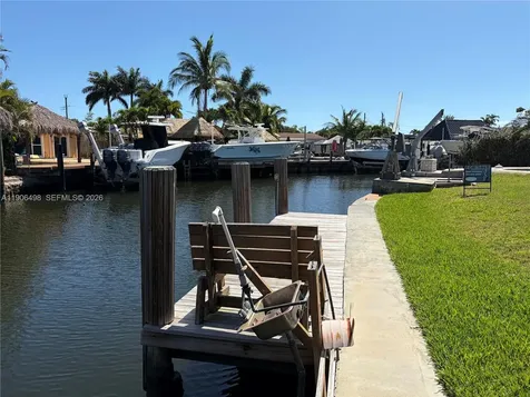 842 Argonaut Isle Dania Beach FL 33004
