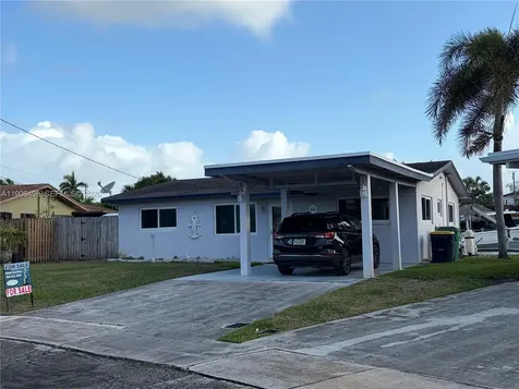 842 Argonaut Isle Dania Beach FL 33004