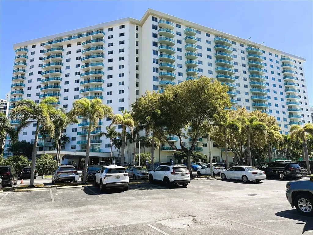 19370 Collins Avenue North Miami Beach FL 33160