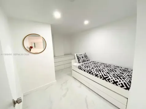 19370 Collins Avenue North Miami Beach FL 33160