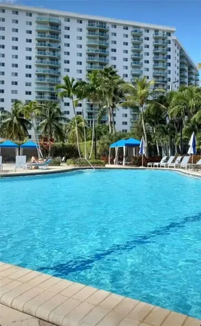 19370 Collins Avenue North Miami Beach FL 33160