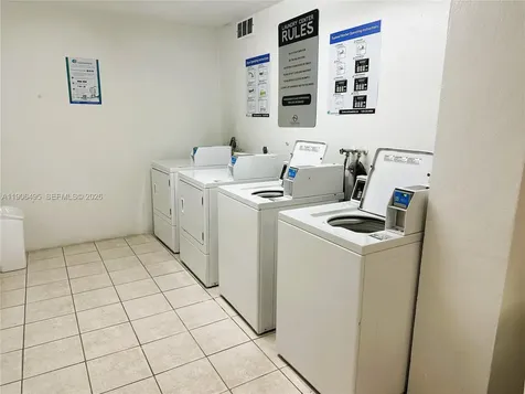 19370 Collins Avenue North Miami Beach FL 33160