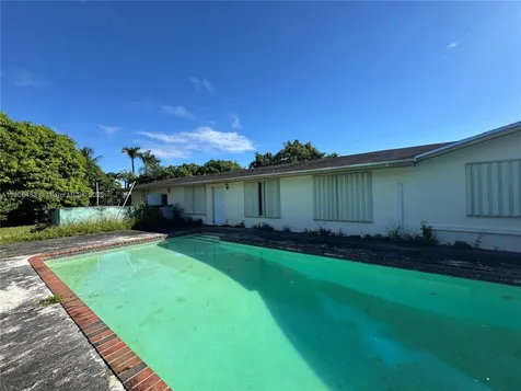22900 SW 172nd Avenue Miami FL 33170