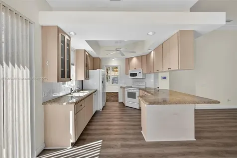 256 Kelsey Park Circle Palm Beach Gardens FL 33410