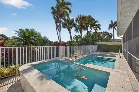 256 Kelsey Park Circle Palm Beach Gardens FL 33410