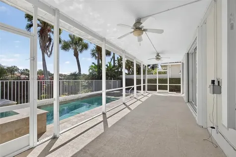 256 Kelsey Park Circle Palm Beach Gardens FL 33410