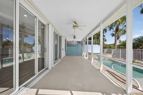 256 Kelsey Park Circle Palm Beach Gardens FL 33410