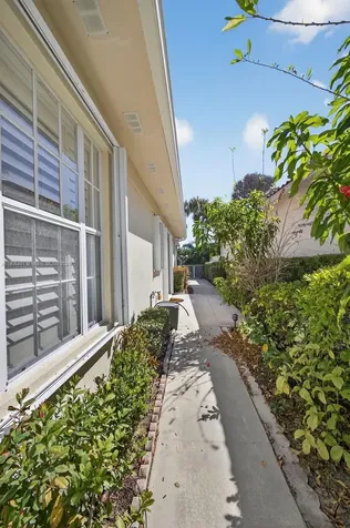 256 Kelsey Park Circle Palm Beach Gardens FL 33410