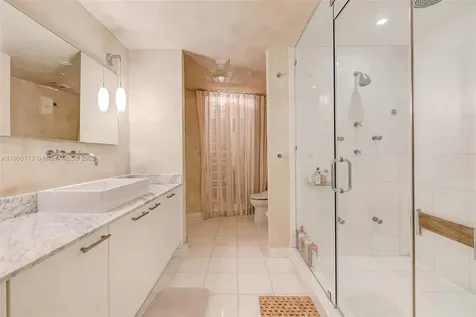 2001 Meridian Avenue Miami Beach FL 33139