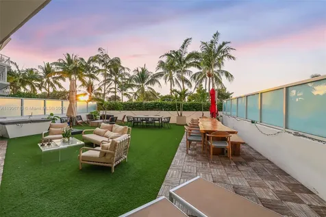 2001 Meridian Avenue Miami Beach FL 33139