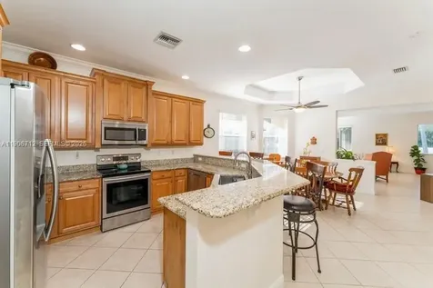 7327 Sea Pines Court Port St. Lucie FL 34986