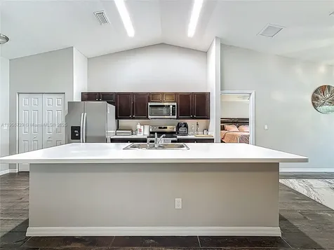 6142 NW Hopkins Avenue Port St. Lucie FL 34986
