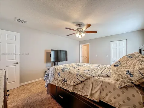 6142 NW Hopkins Avenue Port St. Lucie FL 34986