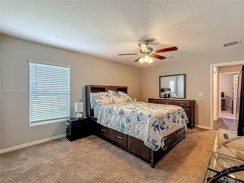 6142 NW Hopkins Avenue Port St. Lucie FL 34986