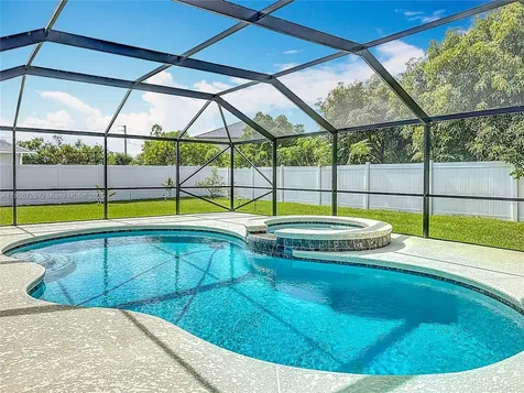 6142 NW Hopkins Avenue Port St. Lucie FL 34986