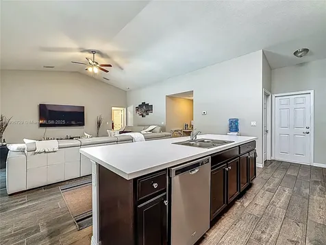 6142 NW Hopkins Avenue Port St. Lucie FL 34986