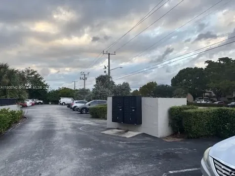 10592 Royal Palm Boulevard Coral Springs FL 33065
