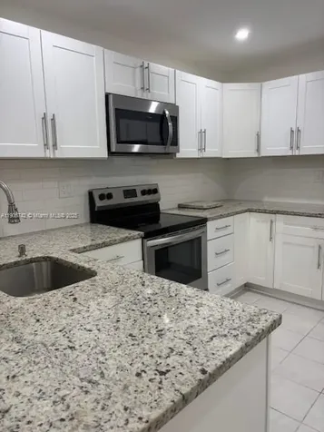 10592 Royal Palm Boulevard Coral Springs FL 33065
